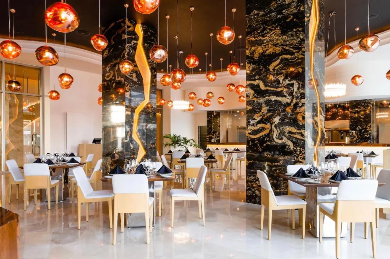 5 Diamond Luxury Resort! Cancún