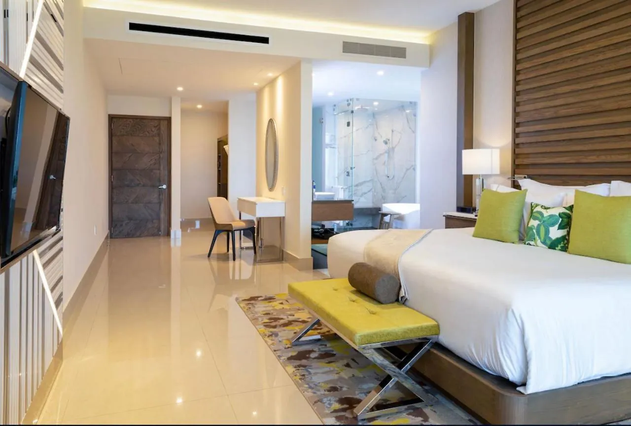 5 Diamond Luxury Resort! Cancun 5*,  Mexico
