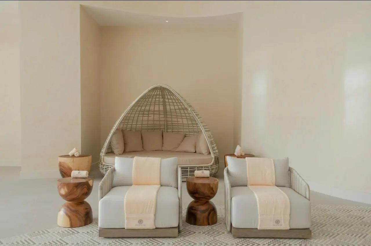 5 Diamond Luxury Resort! Cancun Mexico