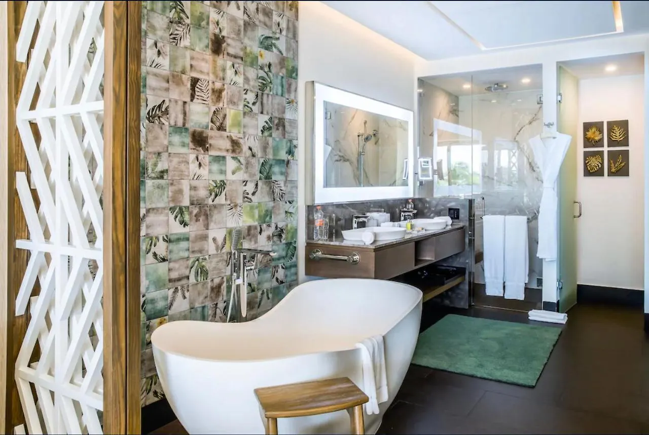 5 Diamond Luxury Resort! Cancun Hotel