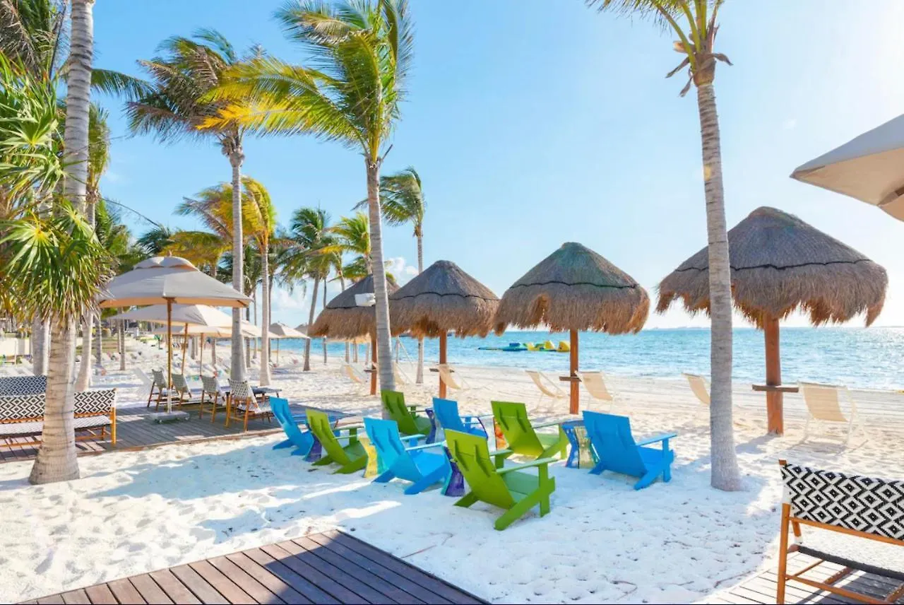 5 Diamond Luxury Resort! Cancun Hotel